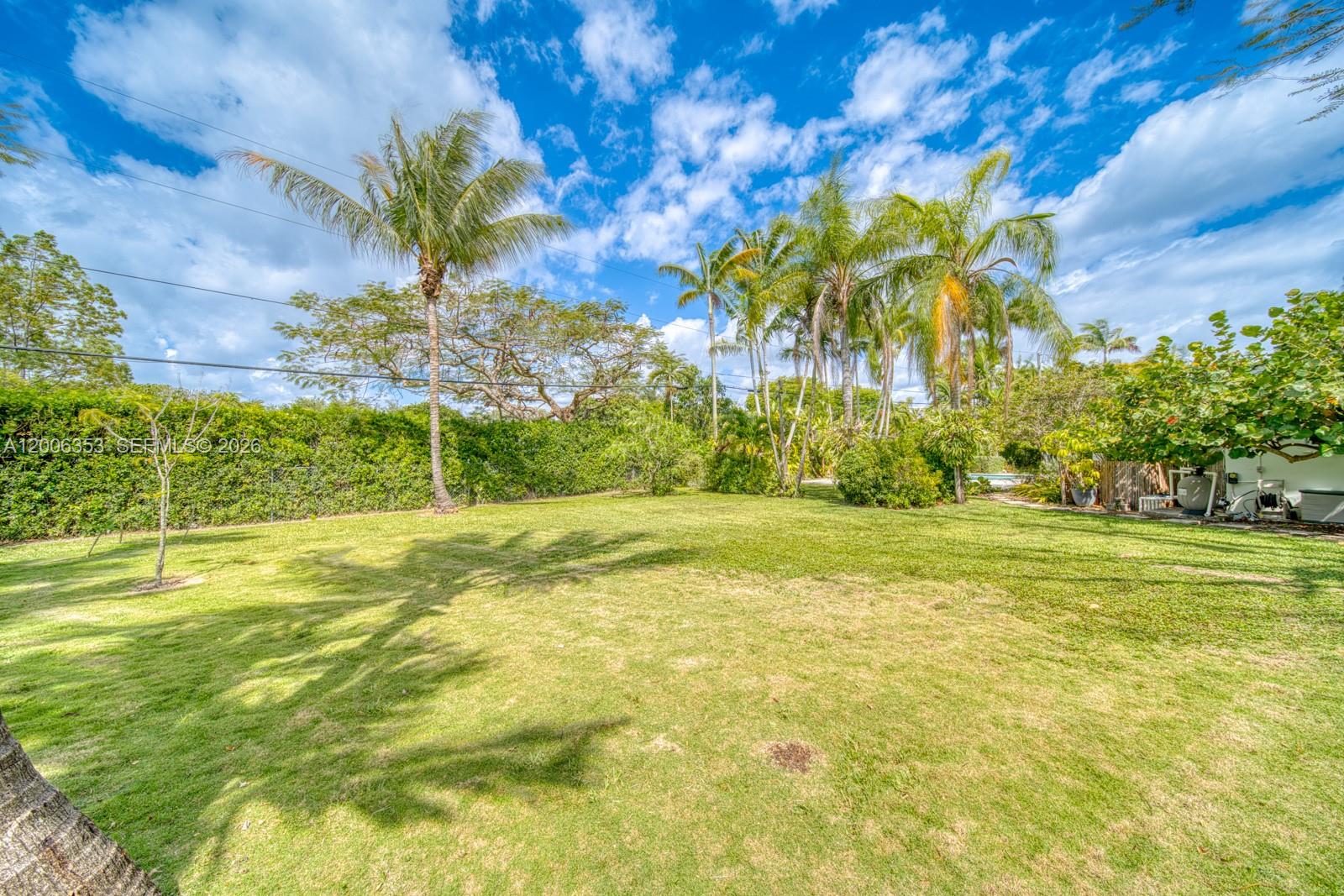 15730 SW 87th Ct, Palmetto Bay FL 33157