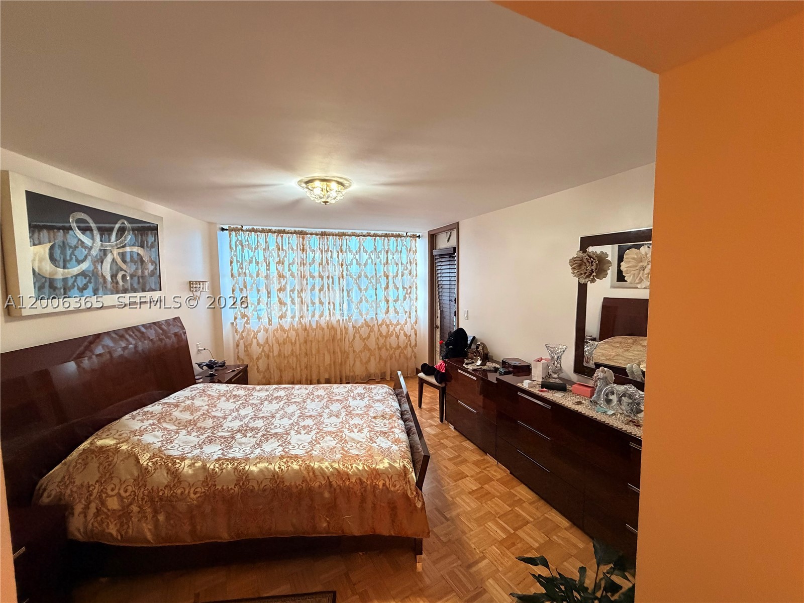 100 Golden Isles Dr #810, Hallandale Beach FL 33009