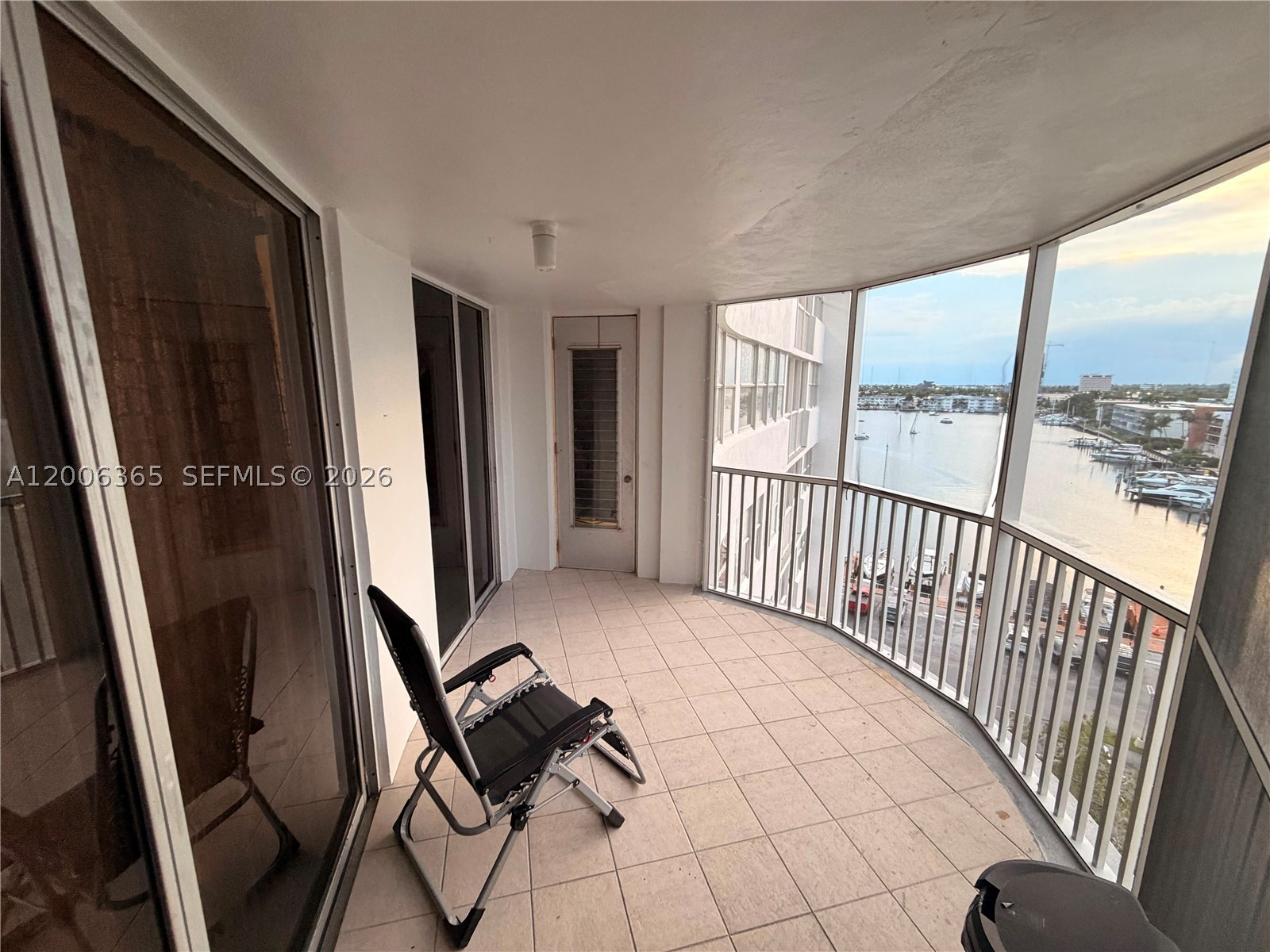 100 Golden Isles Dr #810, Hallandale Beach FL 33009