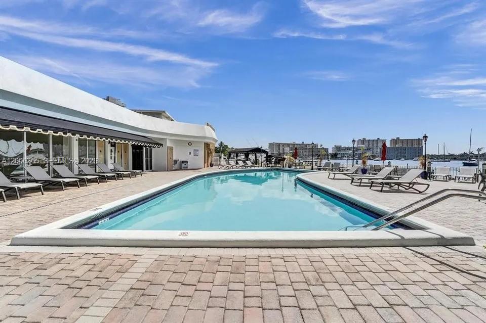 100 Golden Isles Dr #810, Hallandale Beach FL 33009
