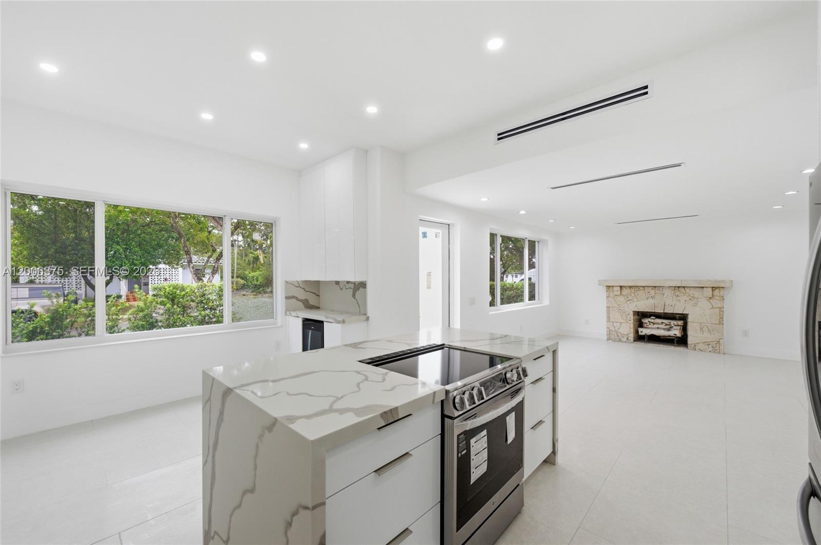 5735 SW 12th St, West Miami FL 33144