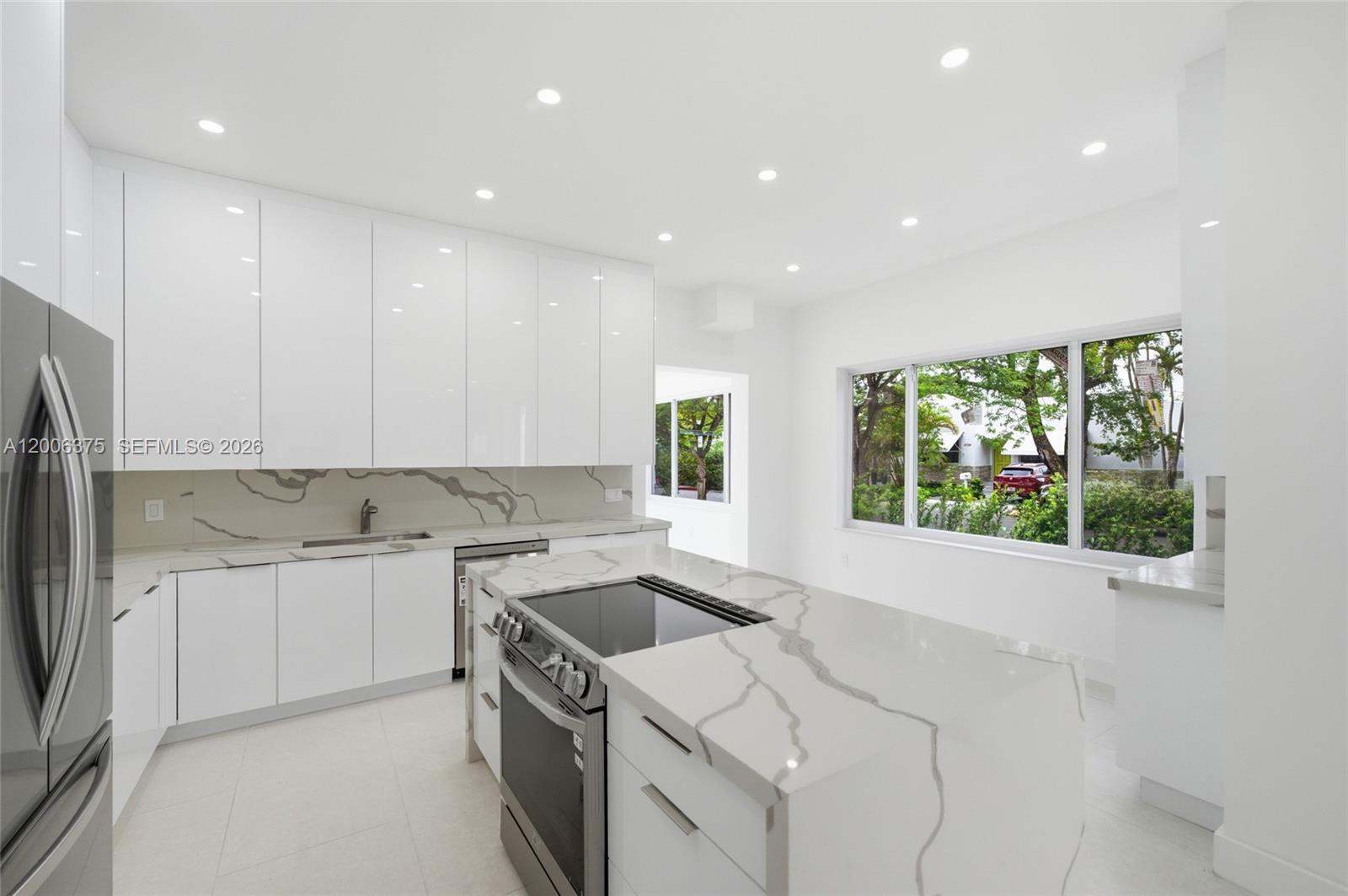 5735 SW 12th St, West Miami FL 33144