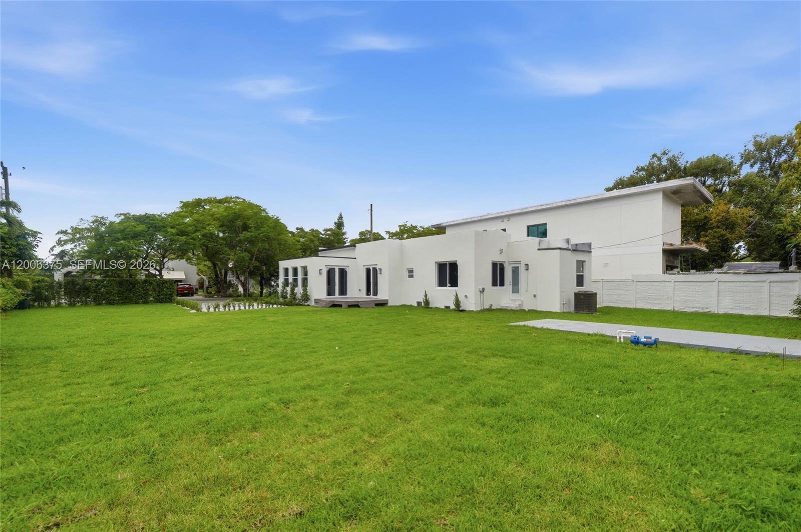5735 SW 12th St, West Miami FL 33144