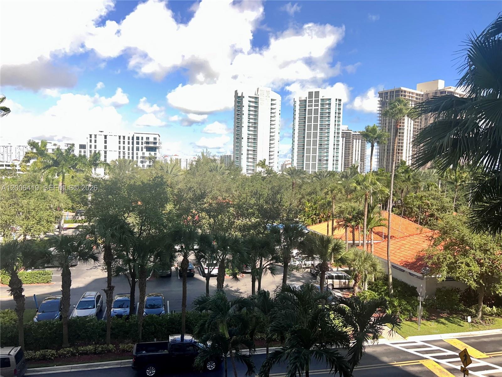 3600 Mystic Pointe Dr #511, Aventura FL 33180