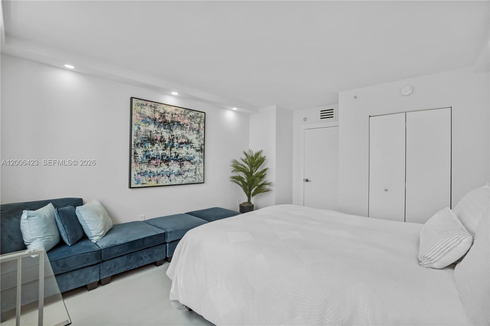 1155 Brickell Bay Dr #2003, Miami FL 33131
