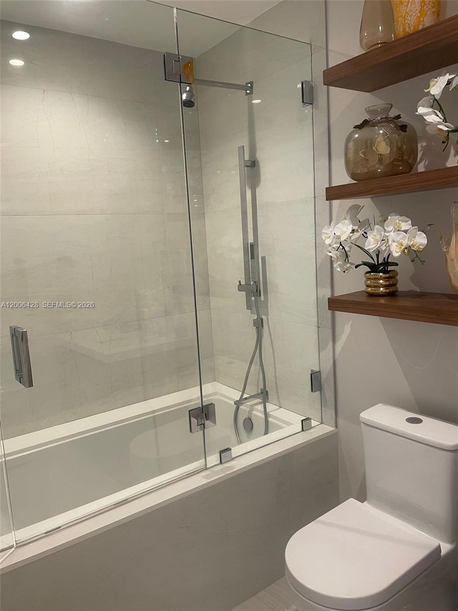 220 SE Mizner Blvd #321, Boca Raton FL 33432
