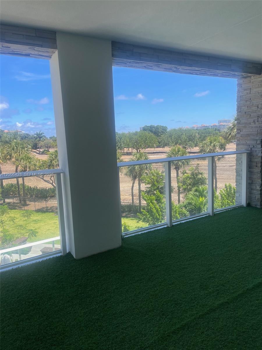 220 SE Mizner Blvd #321, Boca Raton FL 33432