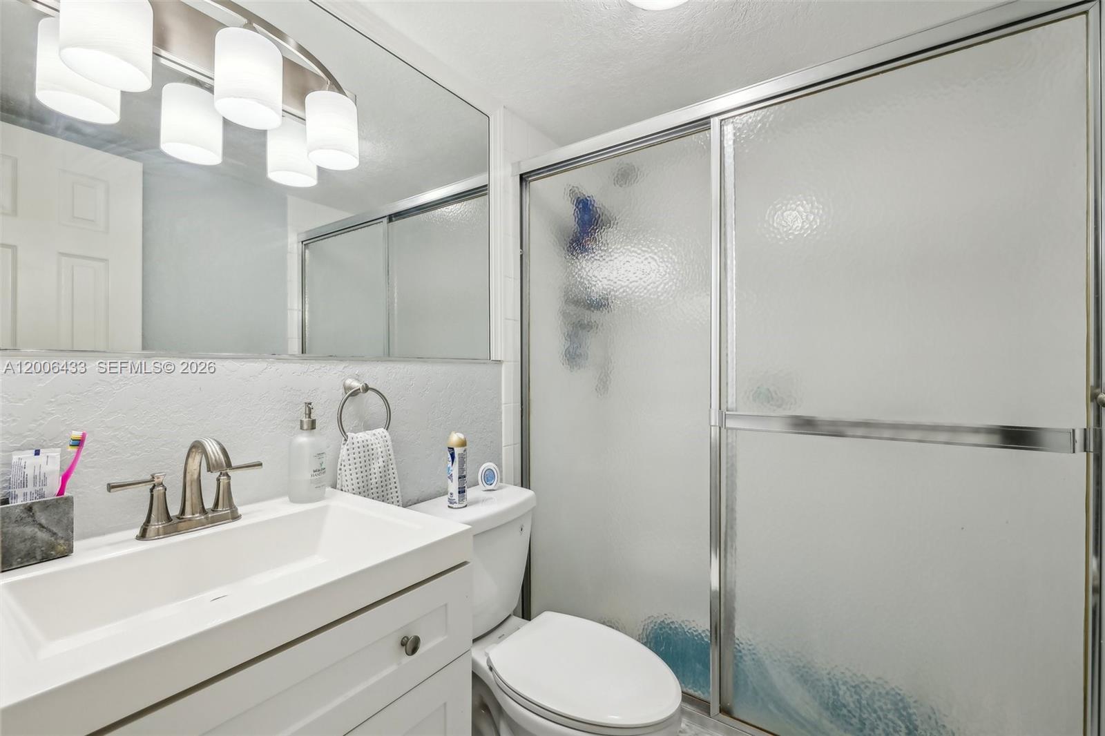 3862 NE 171st St #E, North Miami Beach FL 33160