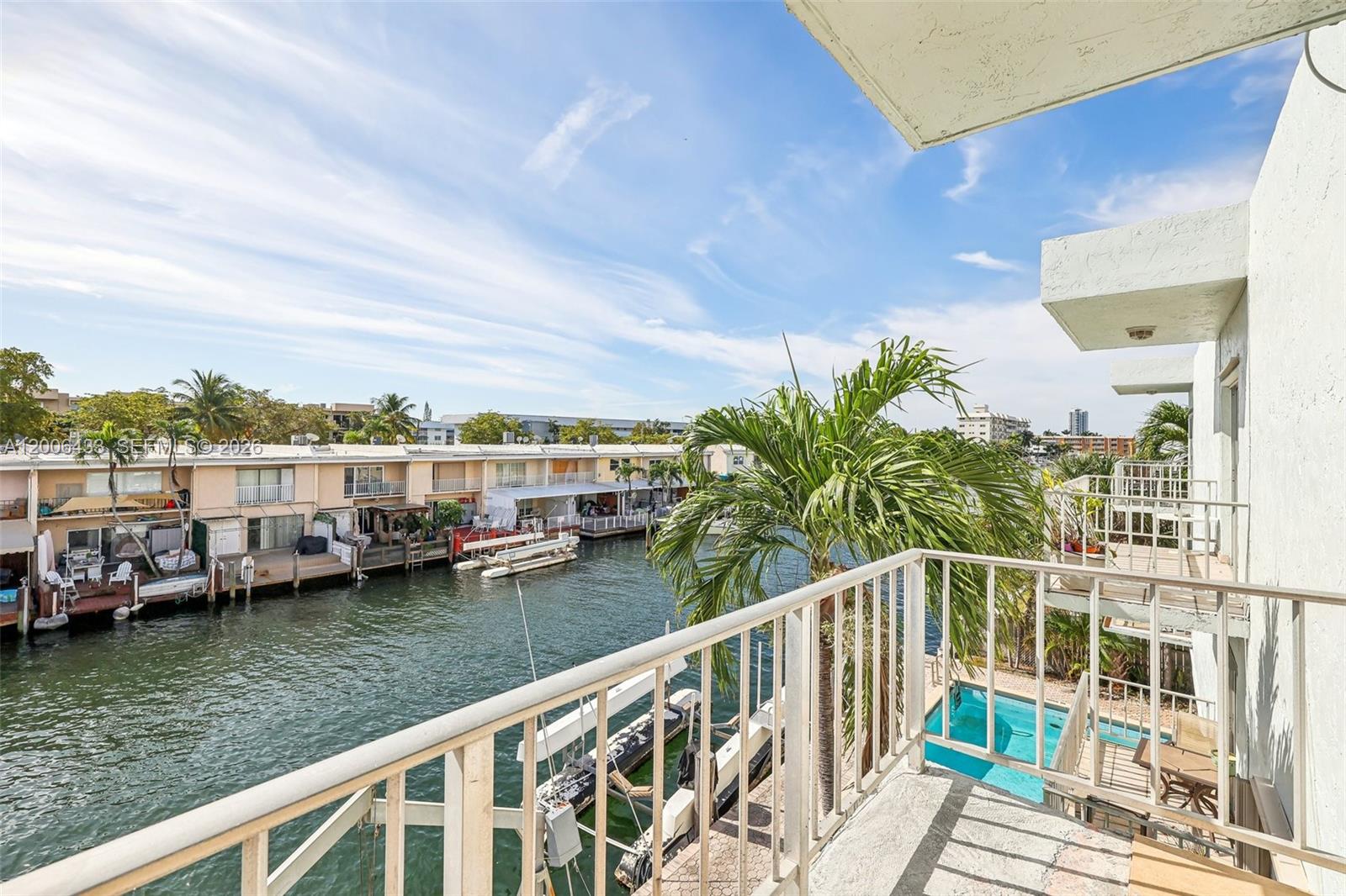 3862 NE 171st St #E, North Miami Beach FL 33160