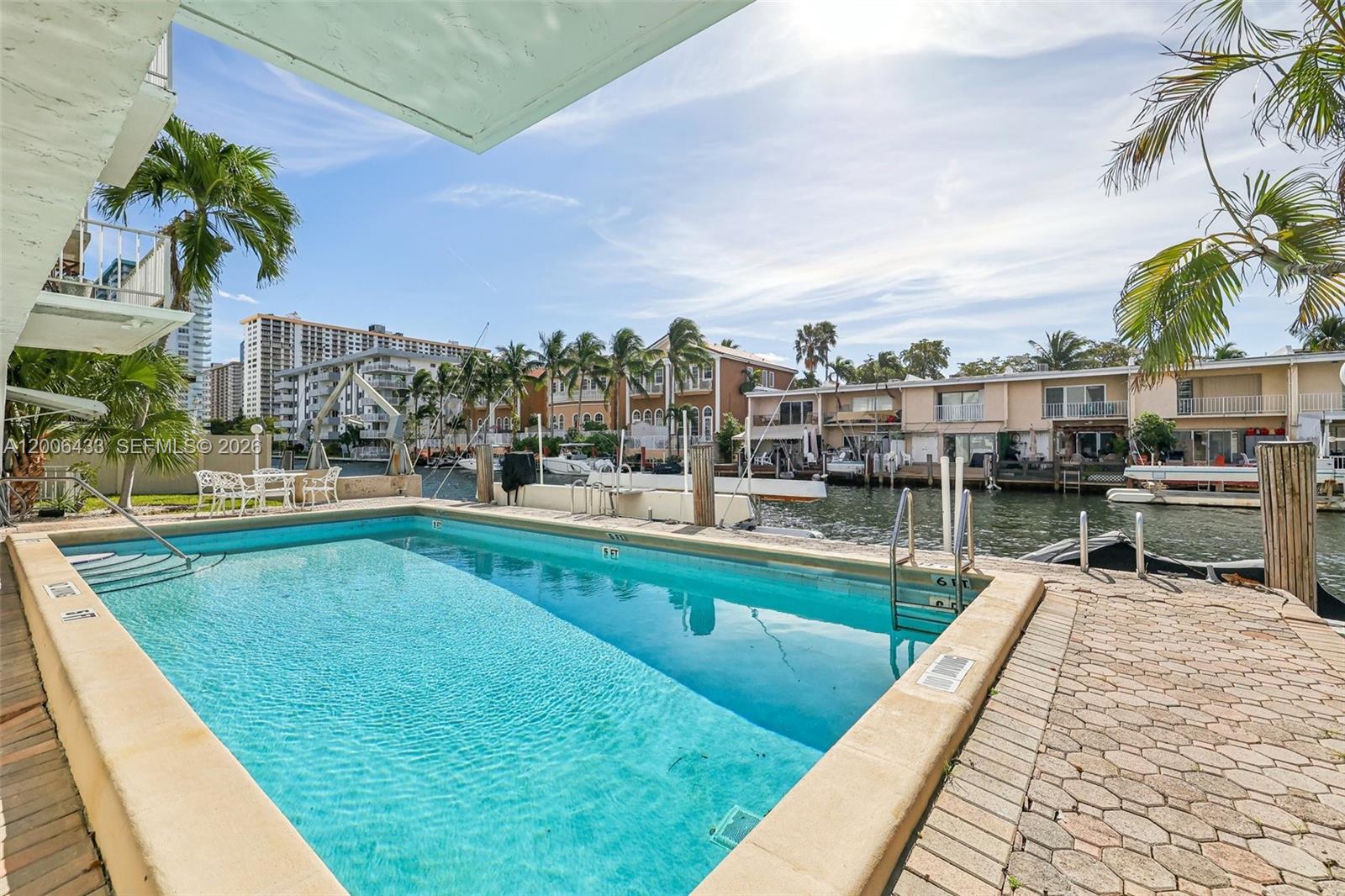 3862 NE 171st St #E, North Miami Beach FL 33160