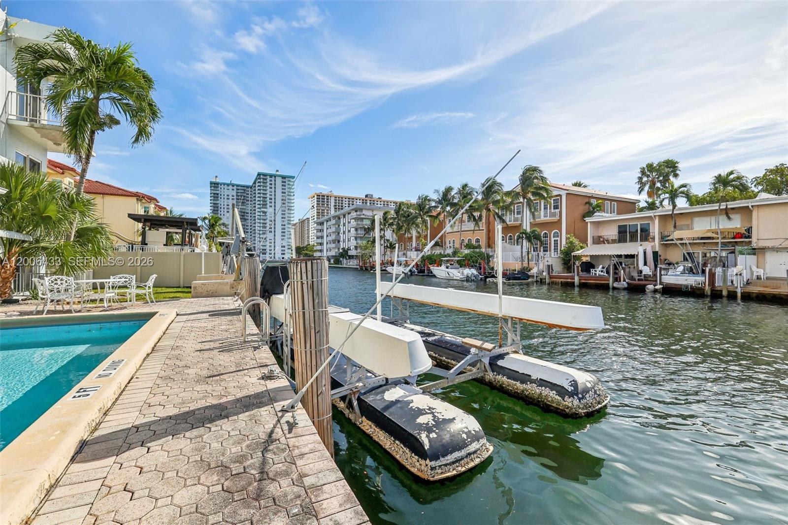 3862 NE 171st St #E, North Miami Beach FL 33160