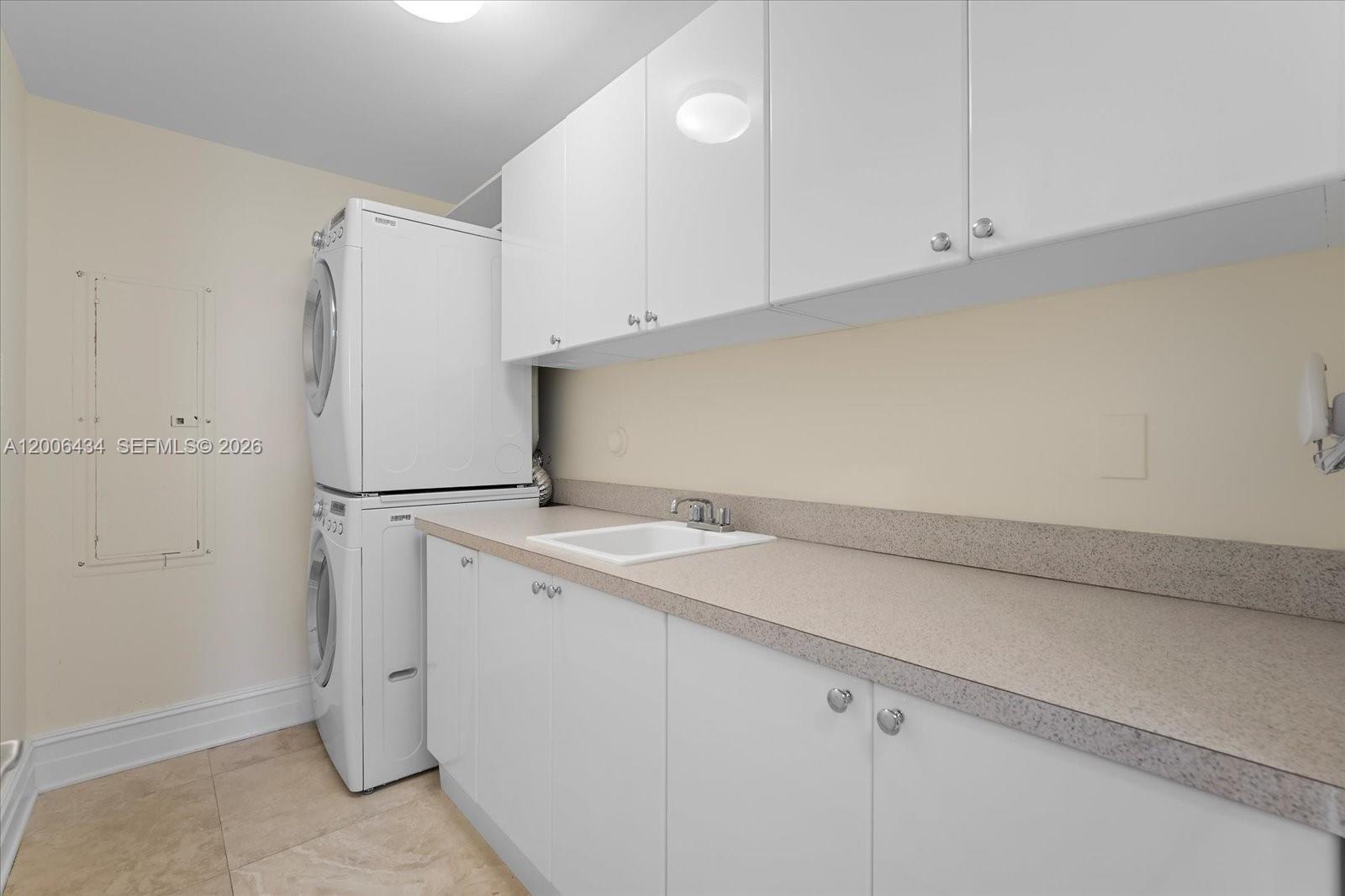17875 Collins Ave #2702, Sunny Isles Beach FL 33160