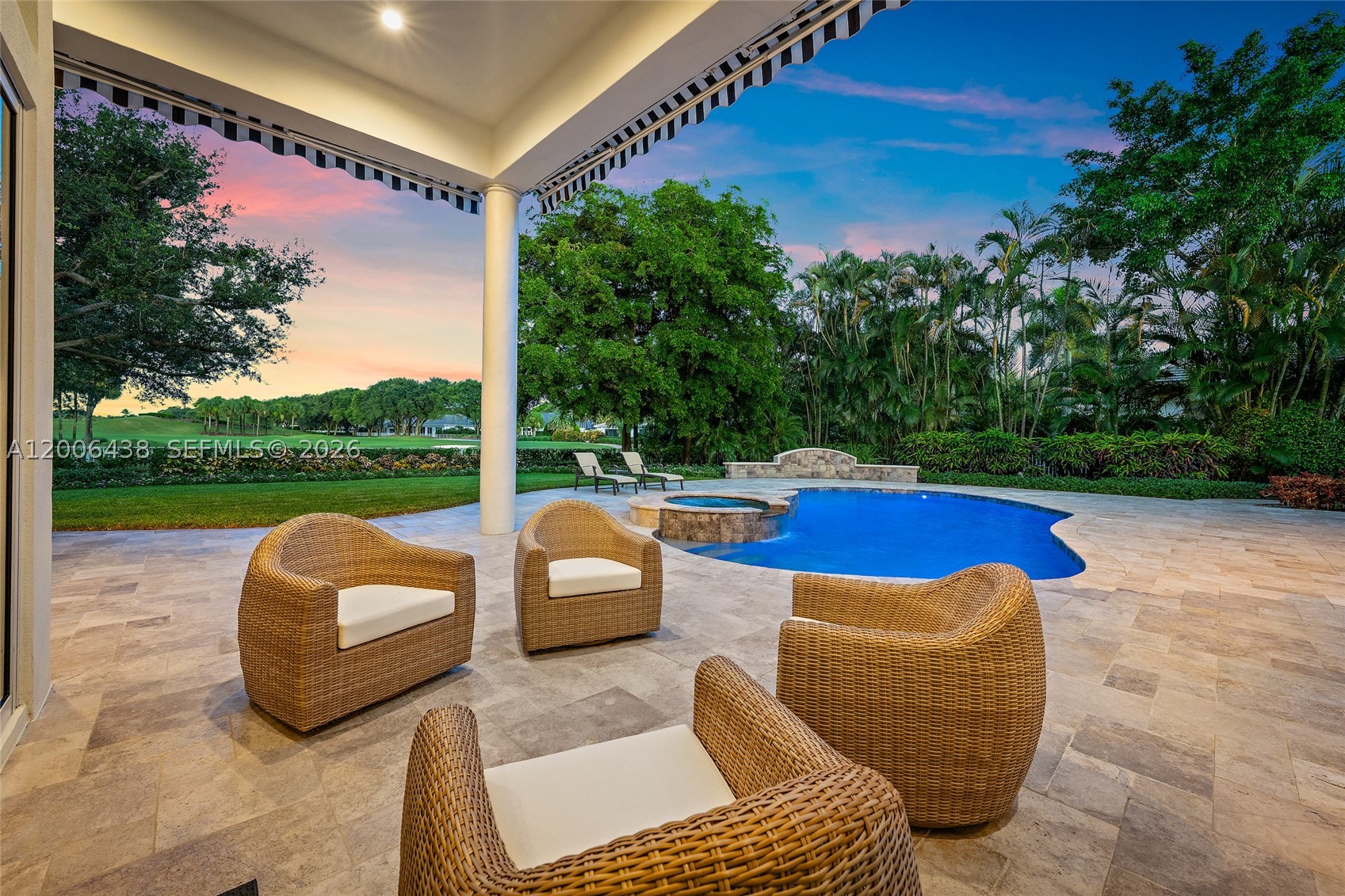 106 Commodore Dr, Jupiter FL 33477