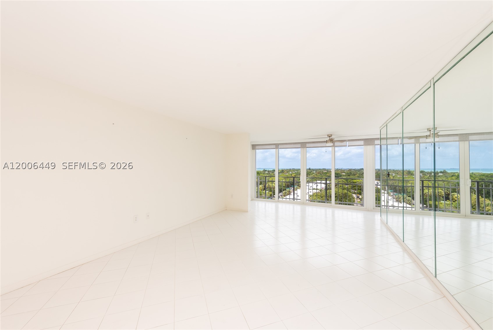 600 Grapetree Dr #8FS, Key Biscayne FL 33149