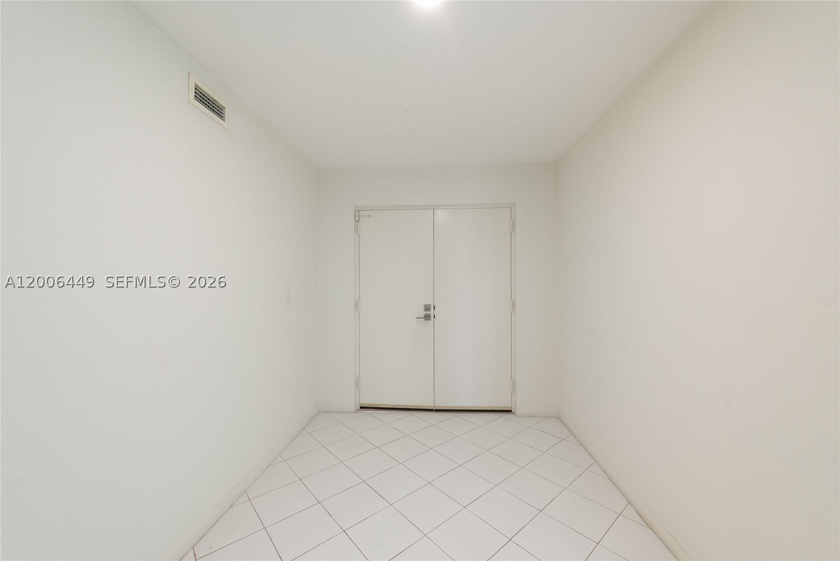600 Grapetree Dr #8FS, Key Biscayne FL 33149