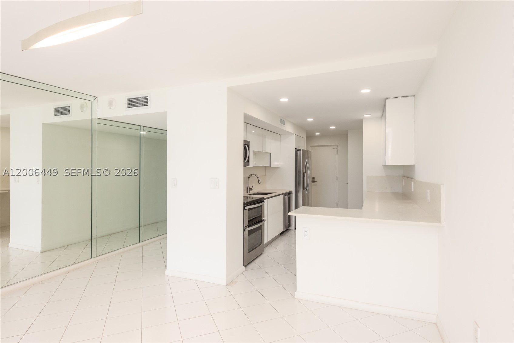 600 Grapetree Dr #8FS, Key Biscayne FL 33149