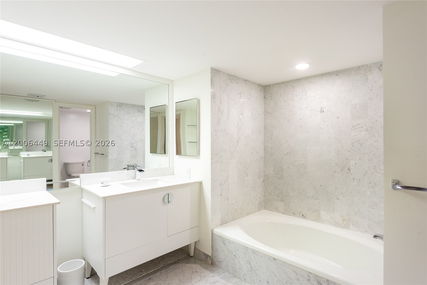 600 Grapetree Dr #8FS, Key Biscayne FL 33149