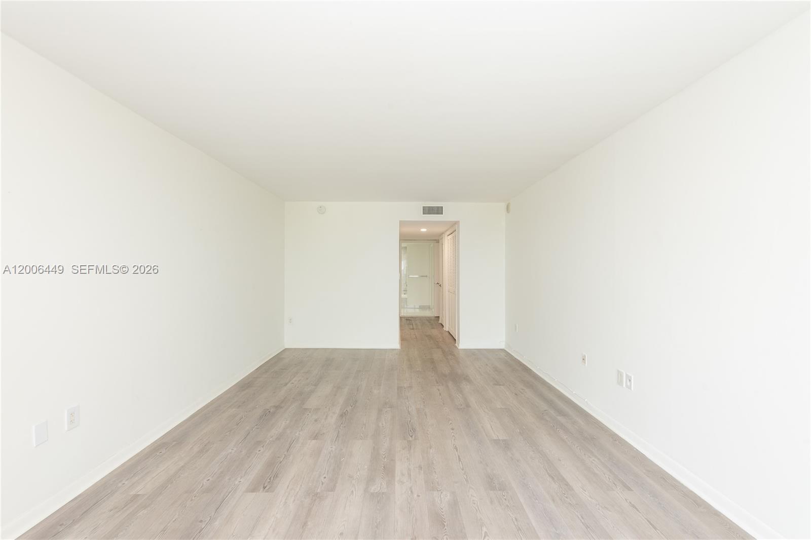 600 Grapetree Dr #8FS, Key Biscayne FL 33149