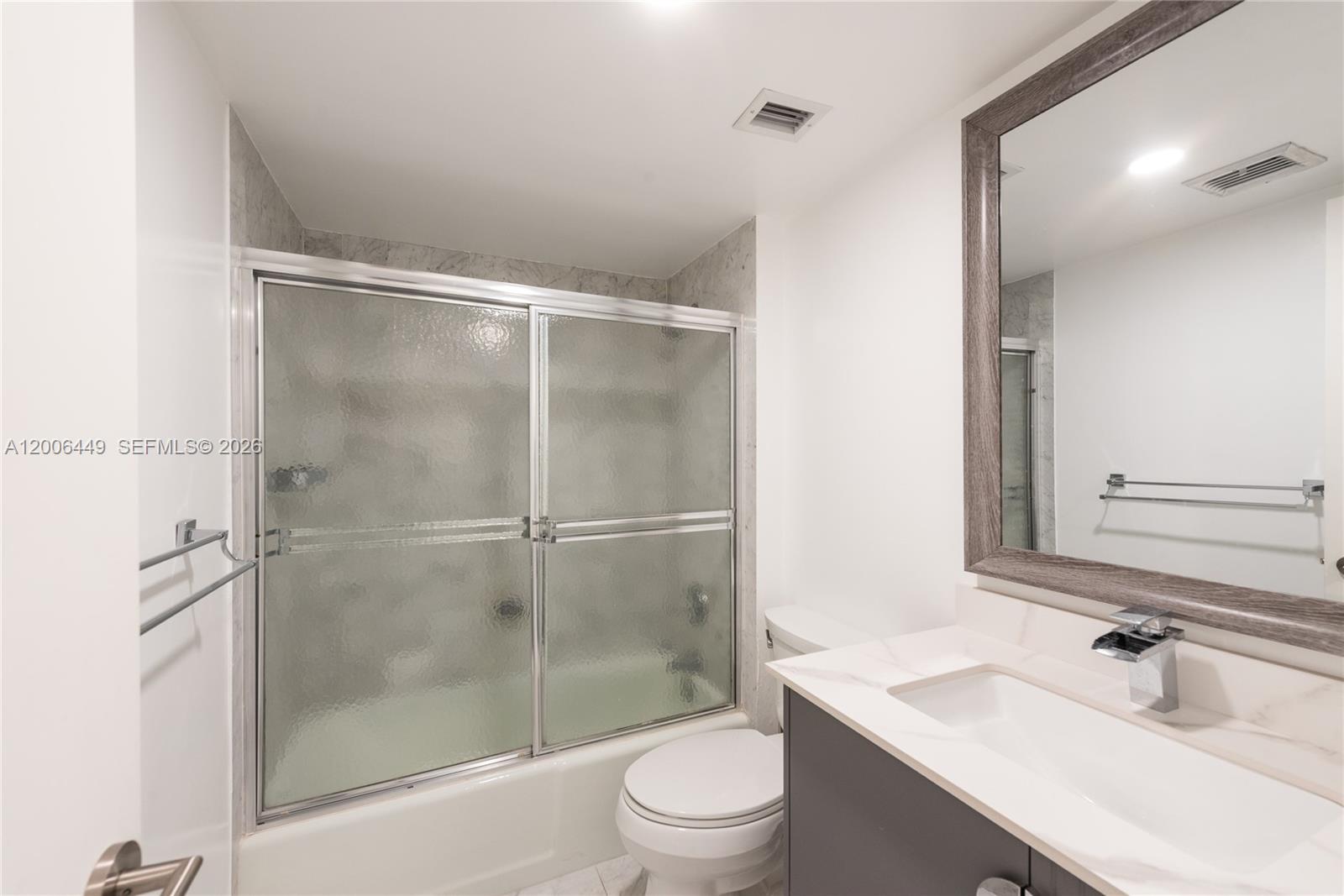 600 Grapetree Dr #8FS, Key Biscayne FL 33149