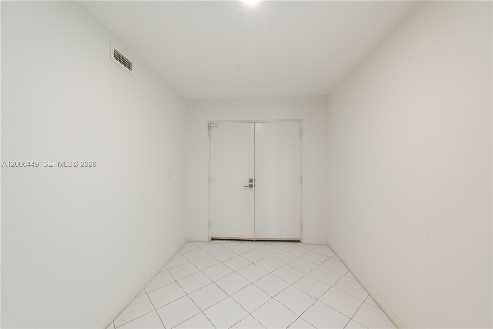 600 Grapetree Dr #8FS, Key Biscayne FL 33149