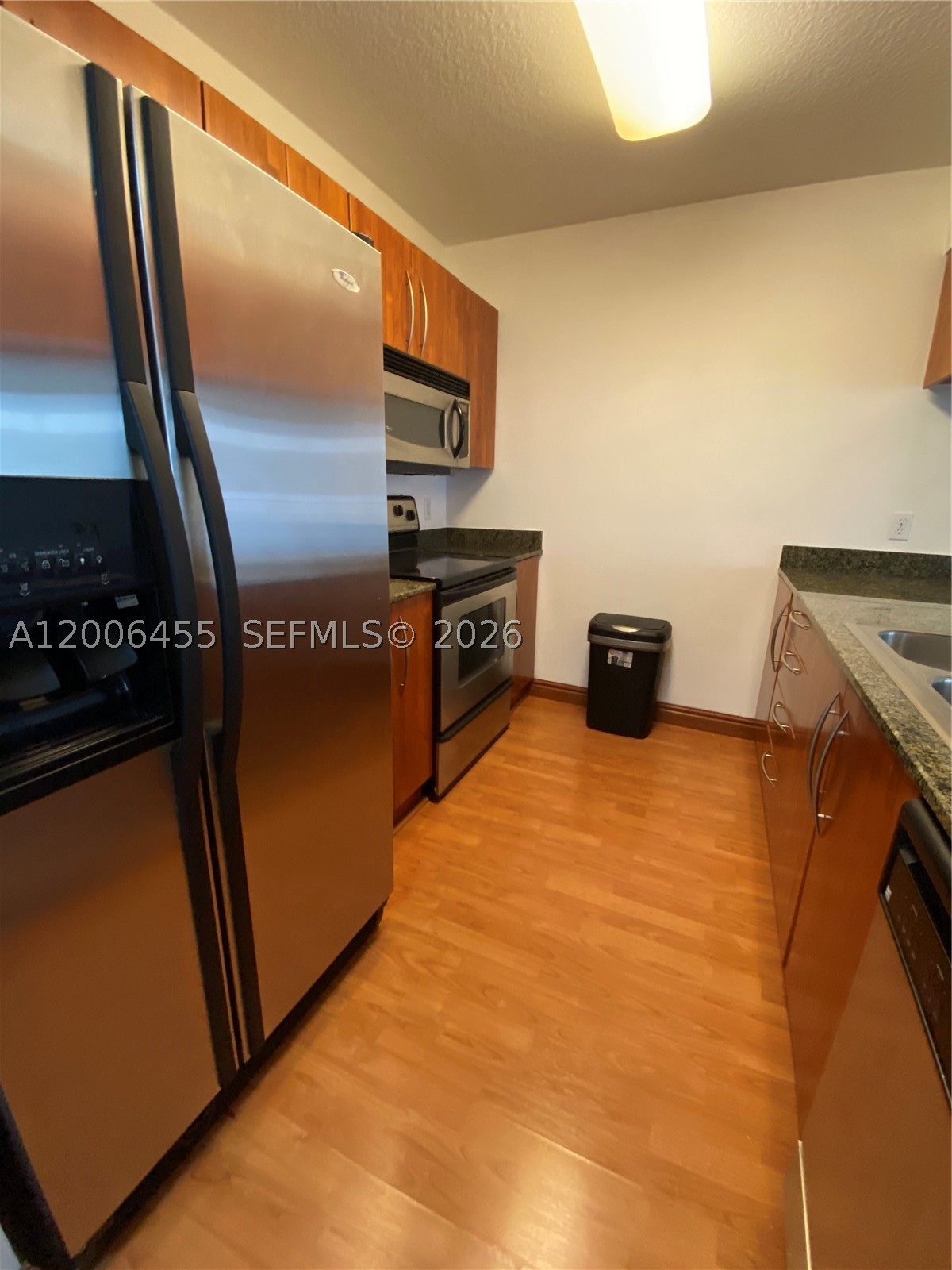 1200 Brickell Bay Dr #1914, Miami FL 33131