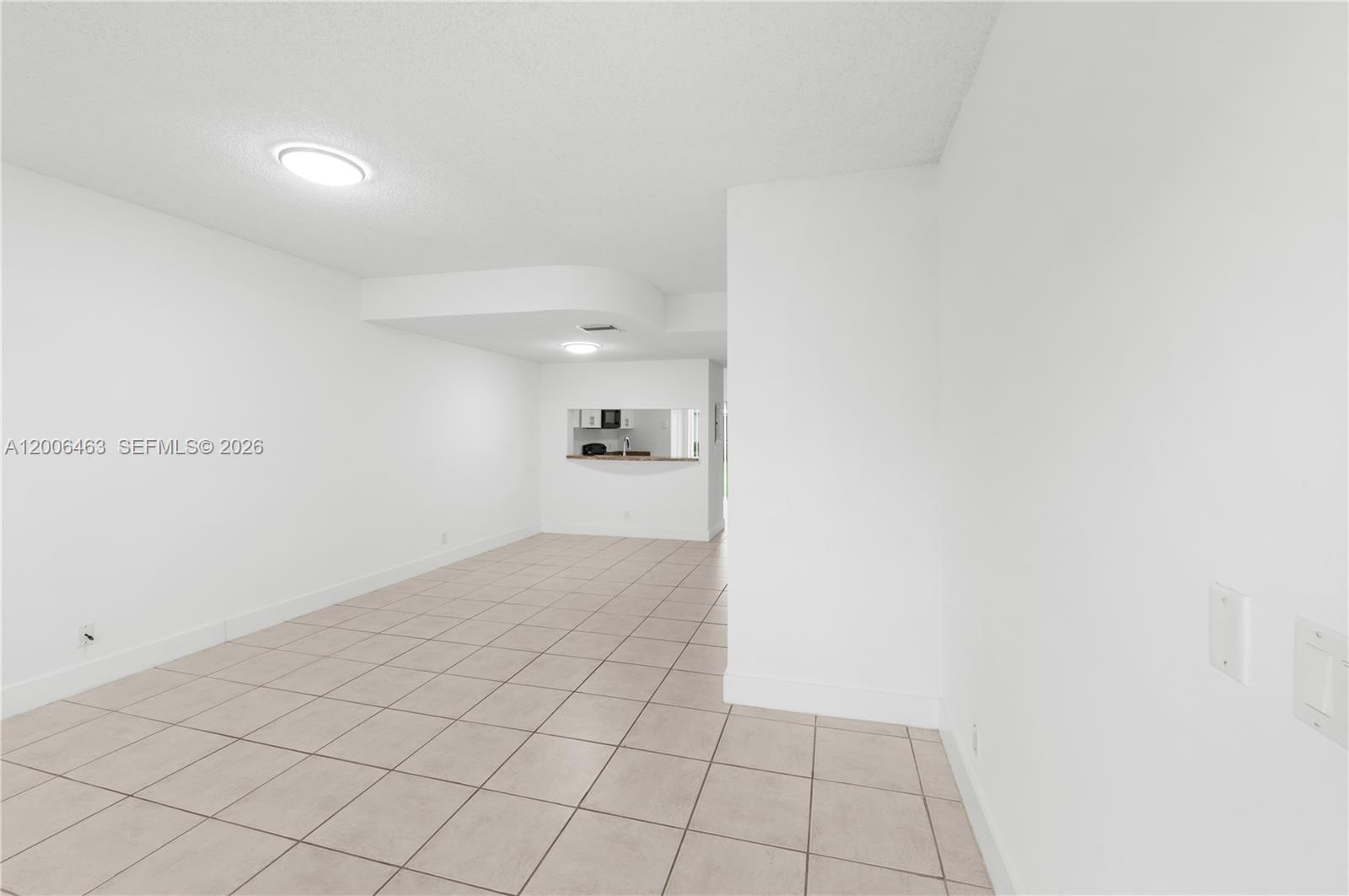 40 Simonton Cir #40, Weston FL 33326