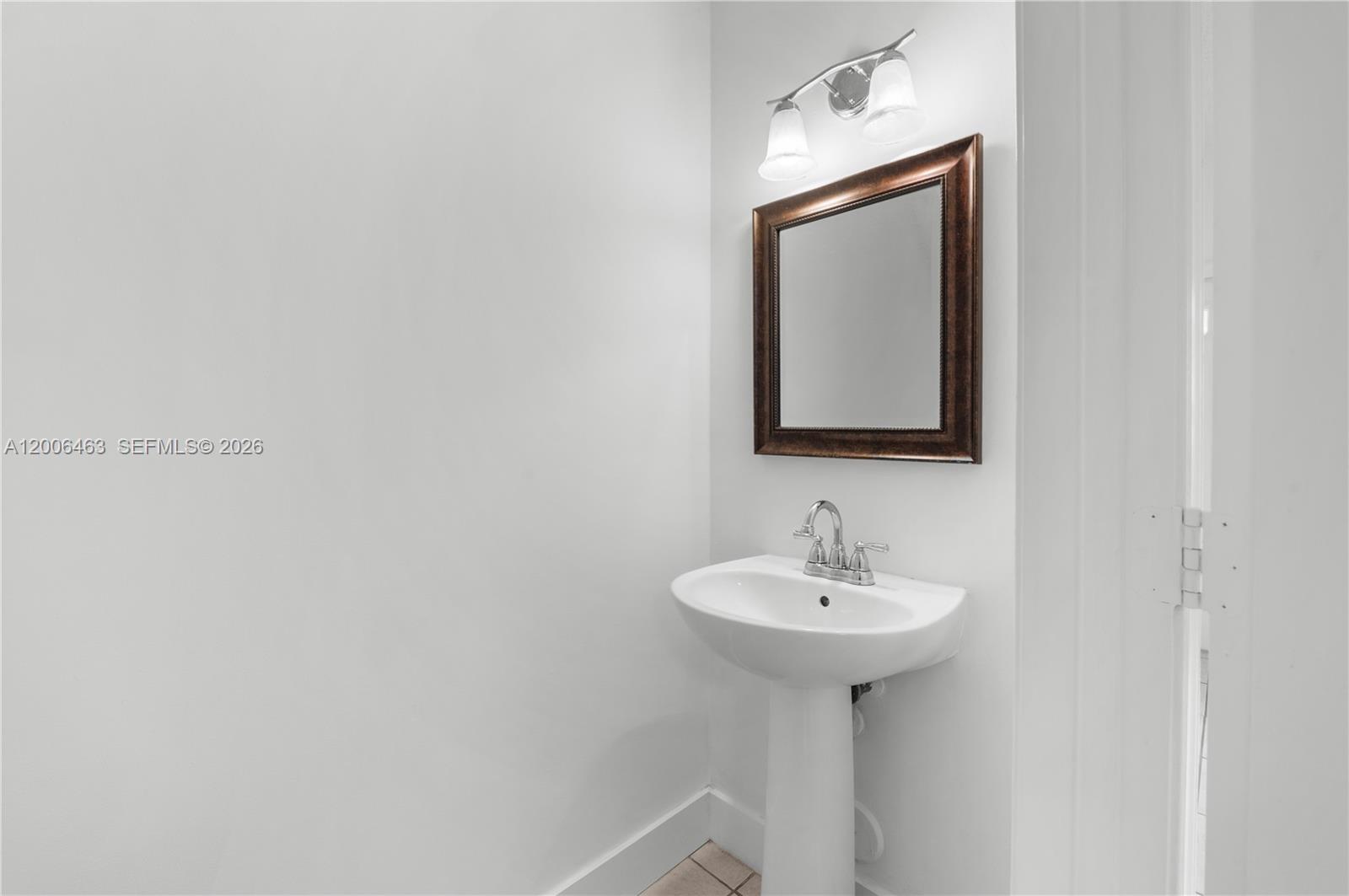40 Simonton Cir #40, Weston FL 33326