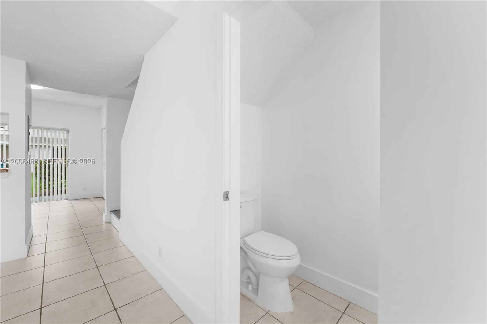 40 Simonton Cir #40, Weston FL 33326