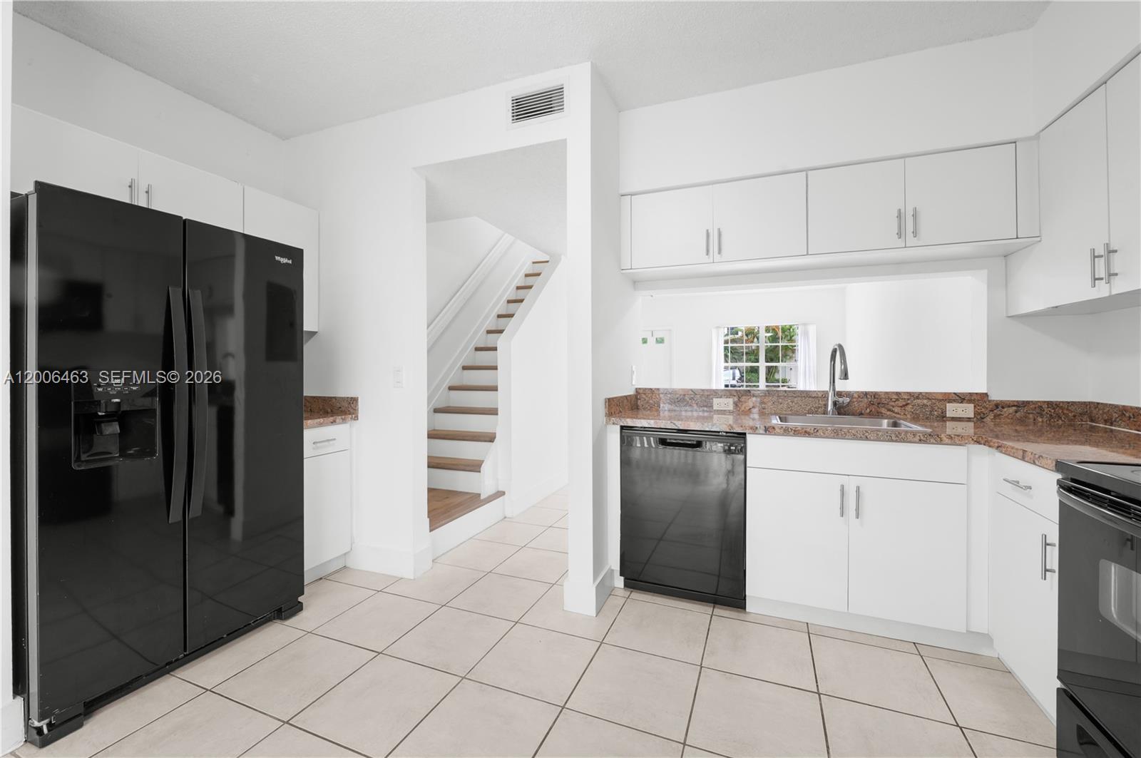 40 Simonton Cir #40, Weston FL 33326
