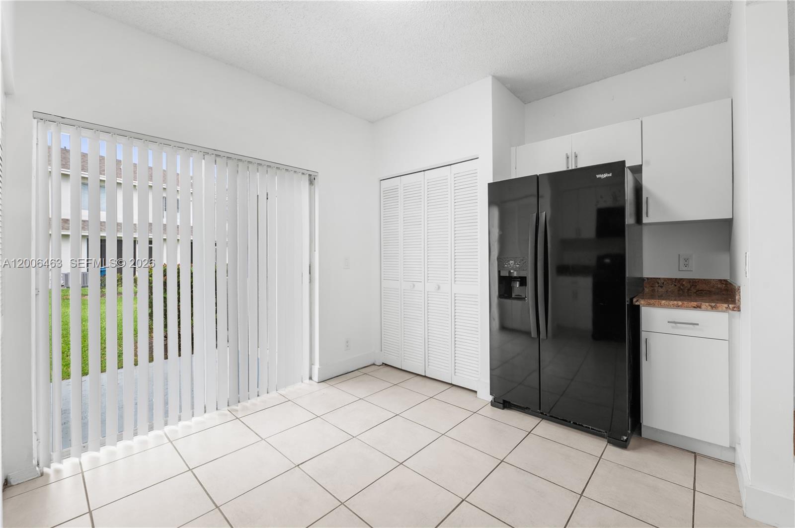 40 Simonton Cir #40, Weston FL 33326