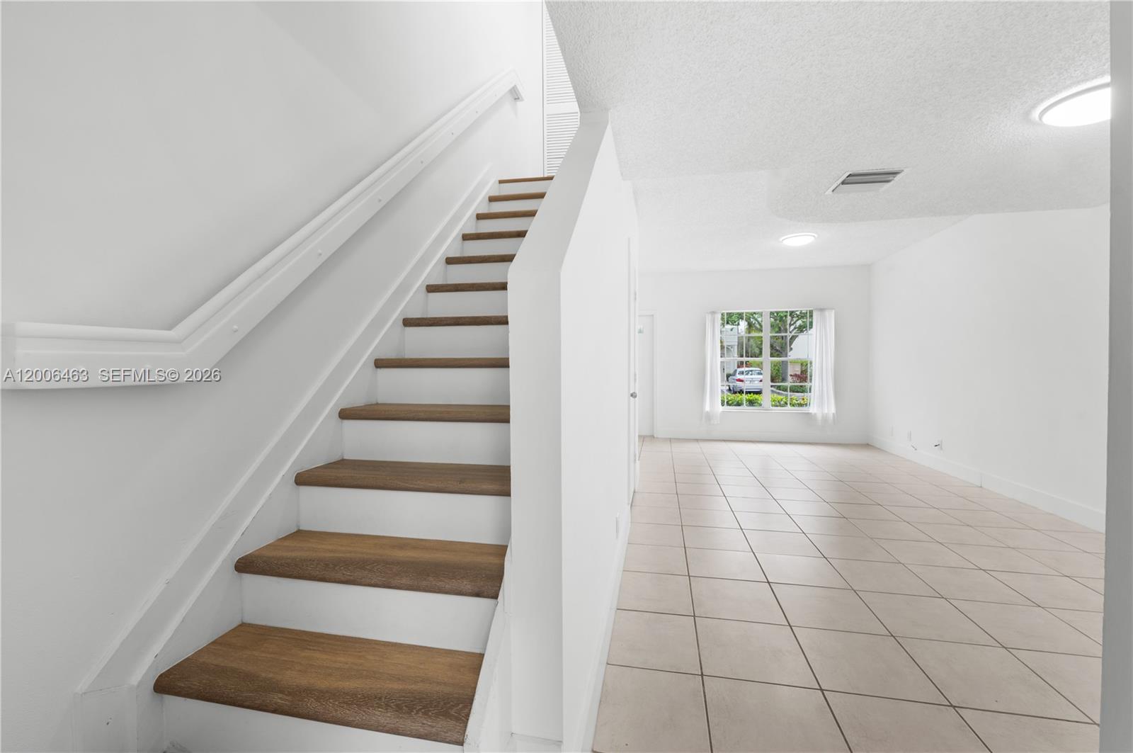 40 Simonton Cir #40, Weston FL 33326