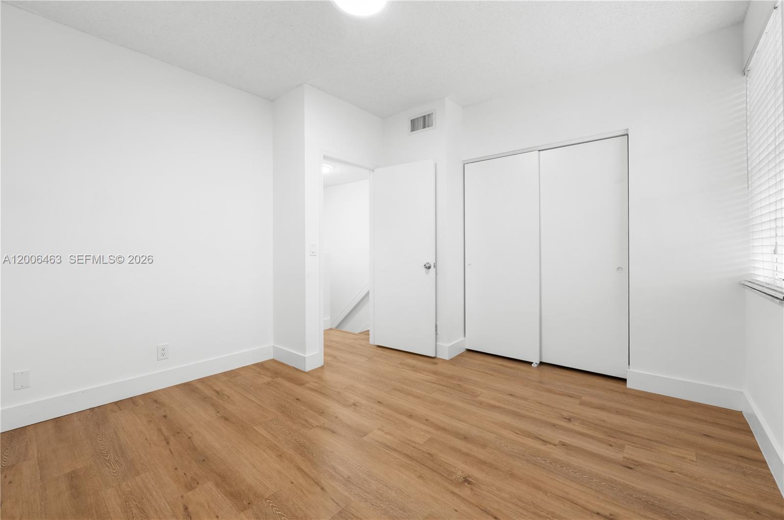 40 Simonton Cir #40, Weston FL 33326