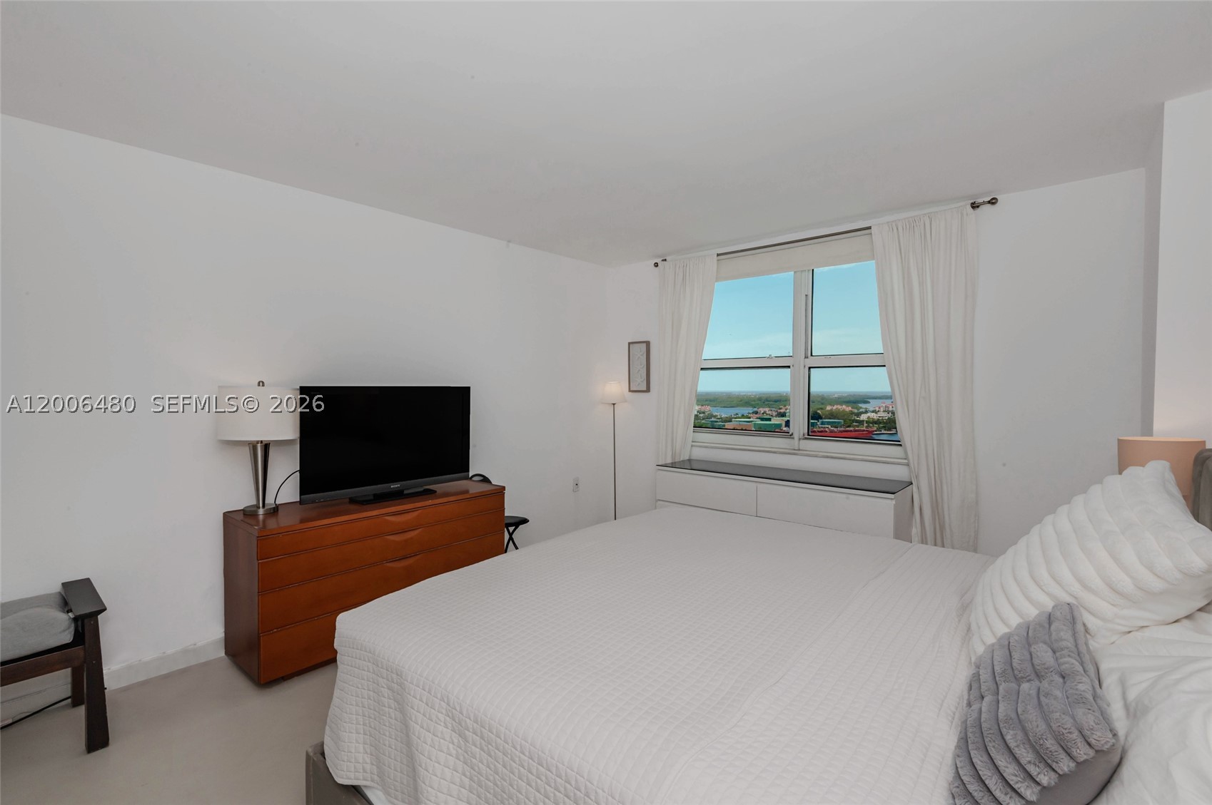 90 Alton Rd #2304, Miami Beach FL 33139