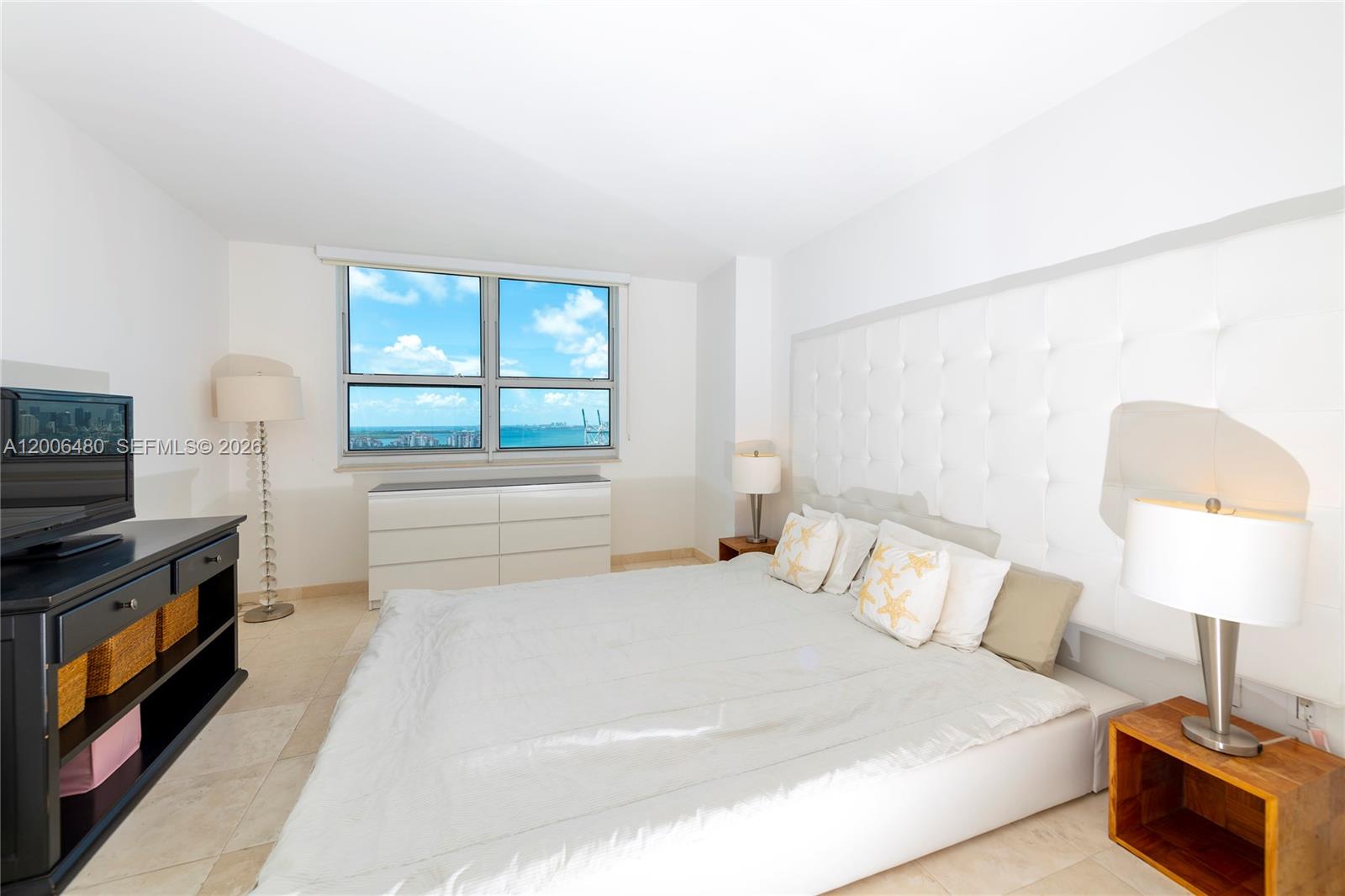 90 Alton Rd #2304, Miami Beach FL 33139