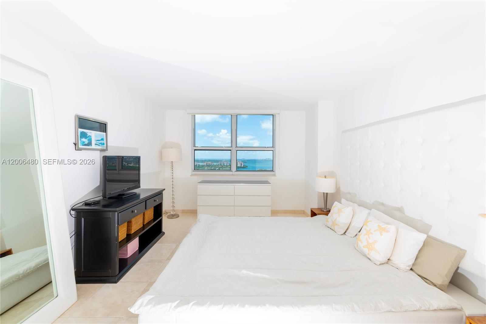 90 Alton Rd #2304, Miami Beach FL 33139