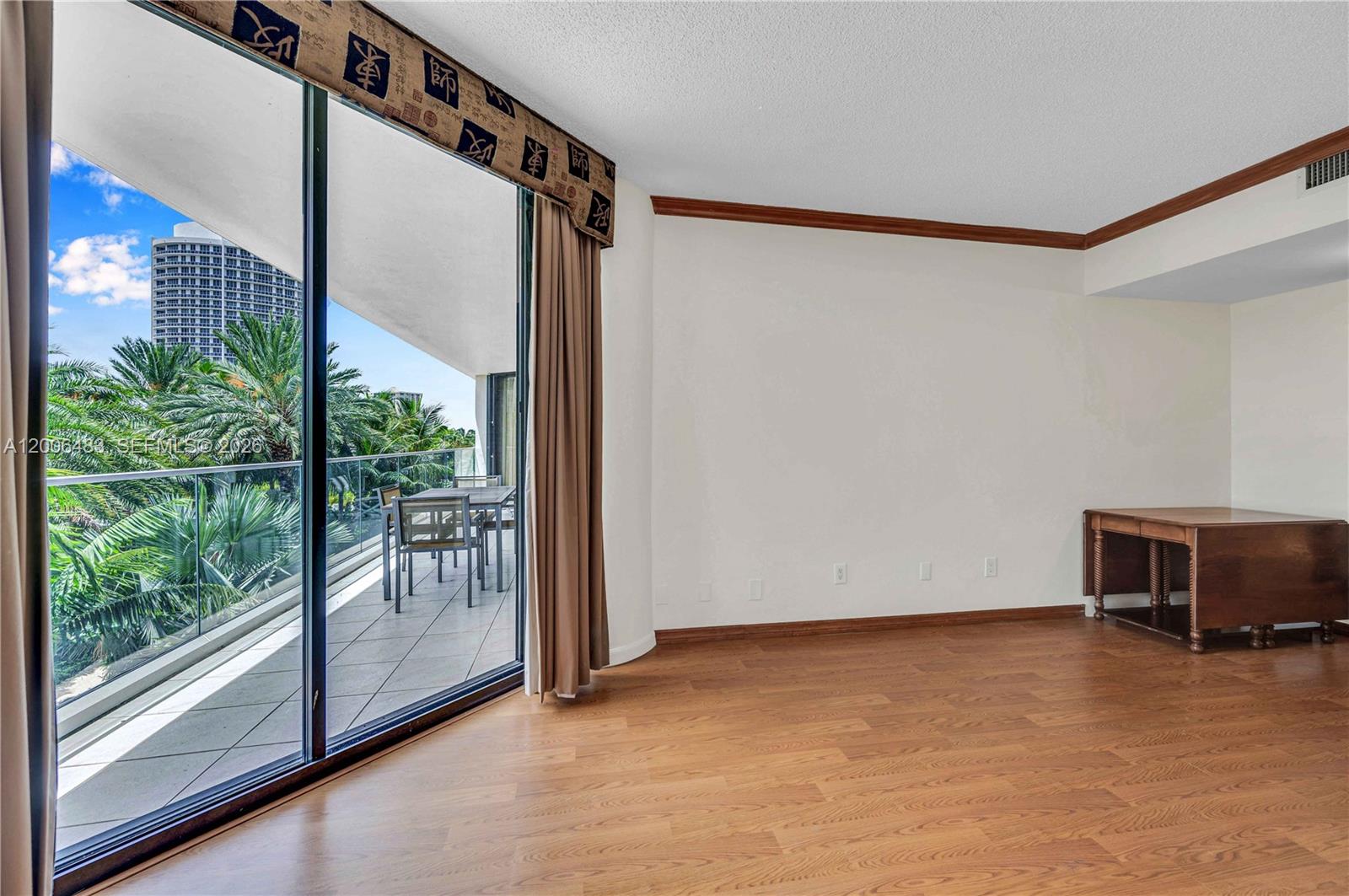 2800 Island Blvd #603, Aventura FL 33160
