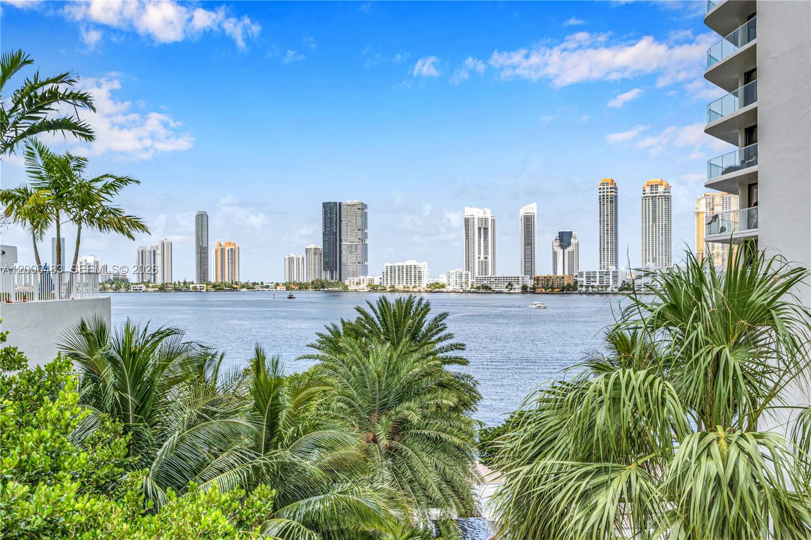 2800 Island Blvd #603, Aventura FL 33160