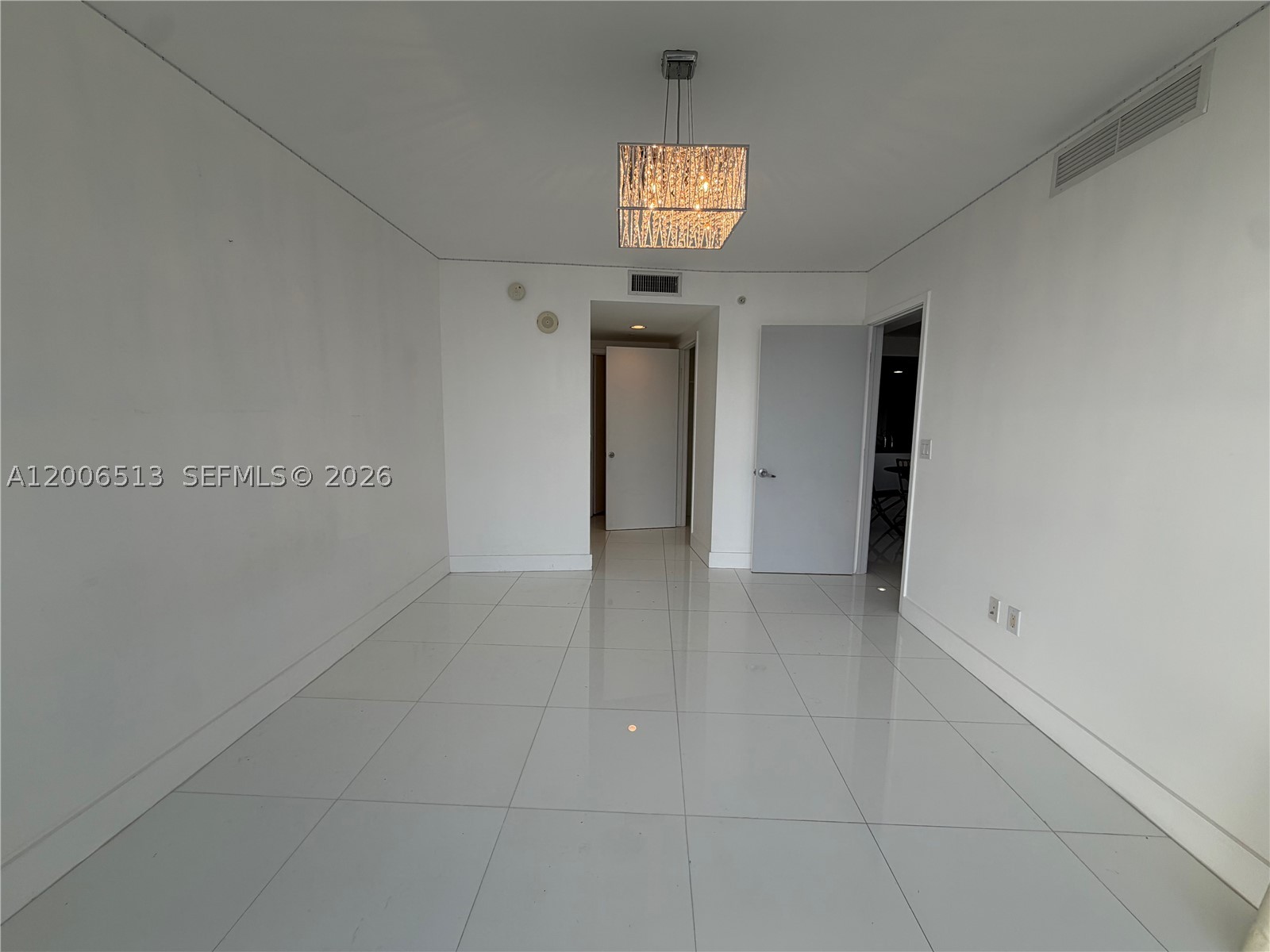 18201 Collins Ave #5105, Sunny Isles Beach FL 33160