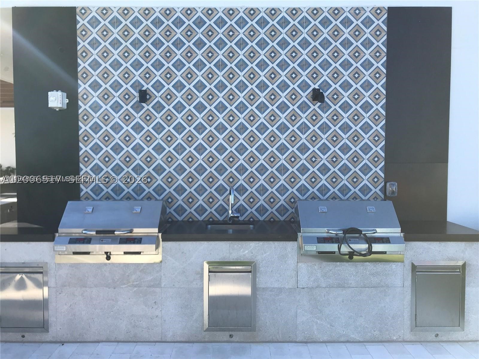 1010 Brickell Ave #4609, Miami FL 33131