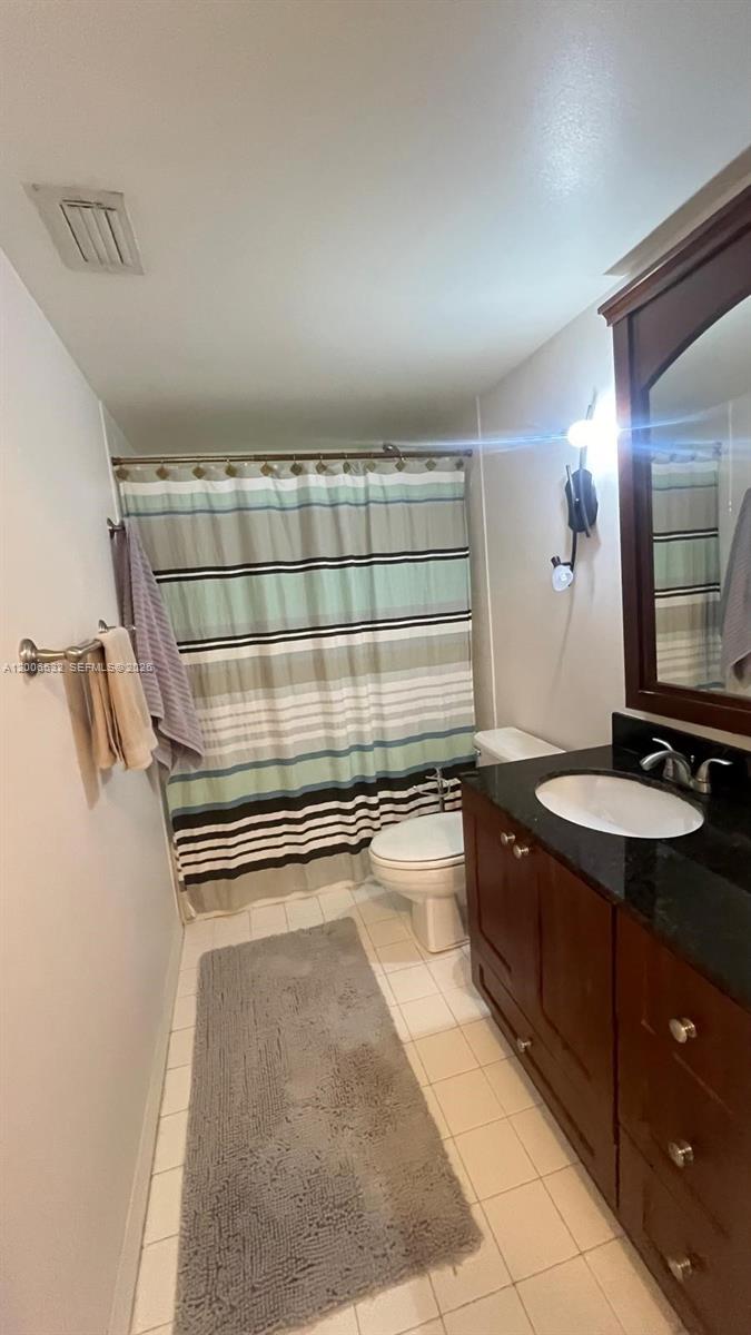 19999 E Country Club Dr #1303, Aventura FL 33180