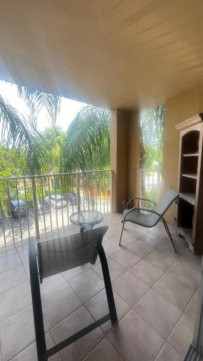 19999 E Country Club Dr #1303, Aventura FL 33180