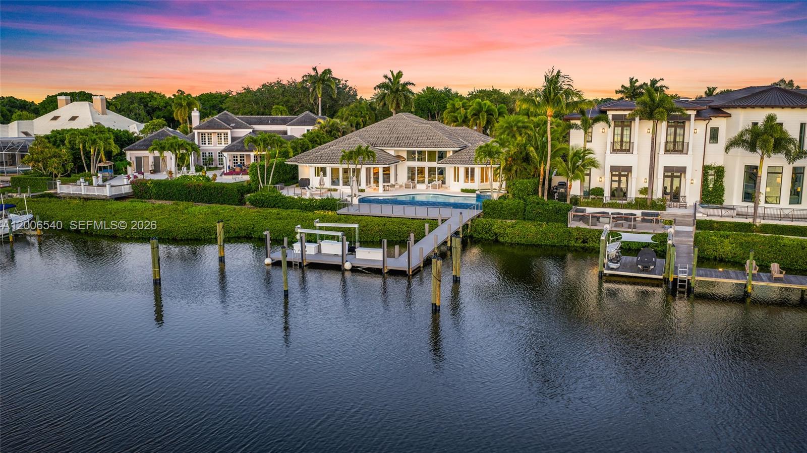 121 Commodore Dr, Jupiter FL 33477
