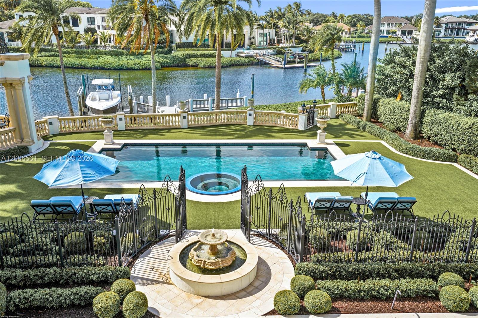 370 Eagle Dr, Jupiter FL 33477