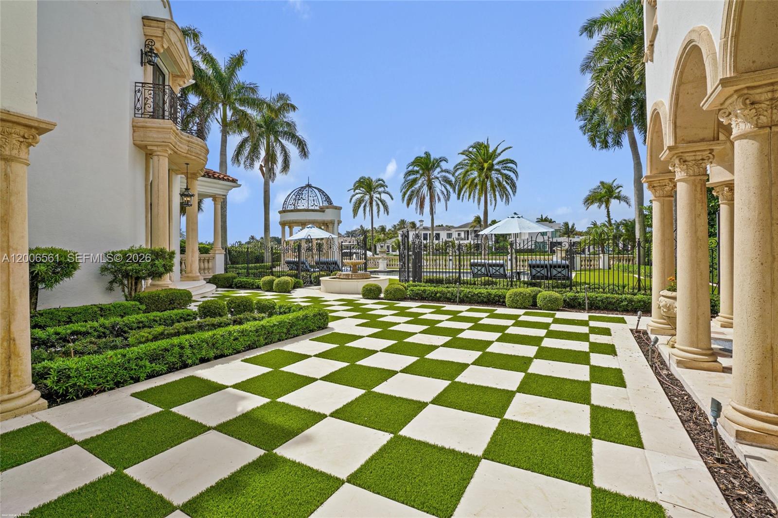 370 Eagle Dr, Jupiter FL 33477
