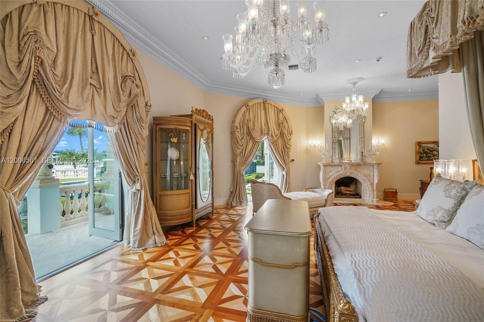 370 Eagle Dr, Jupiter FL 33477