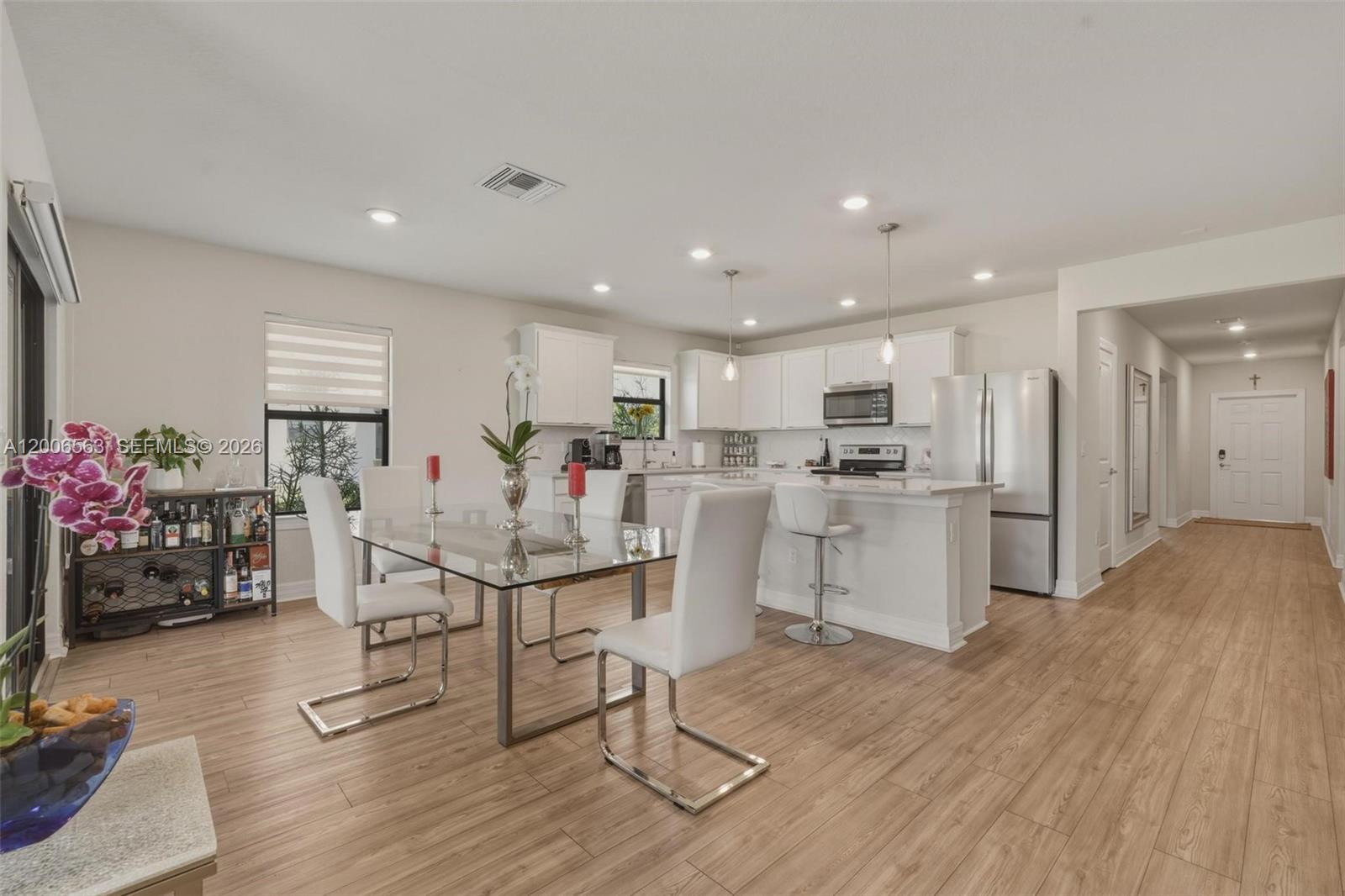 3141 Poinciana St, Lauderdale Lakes FL 33311