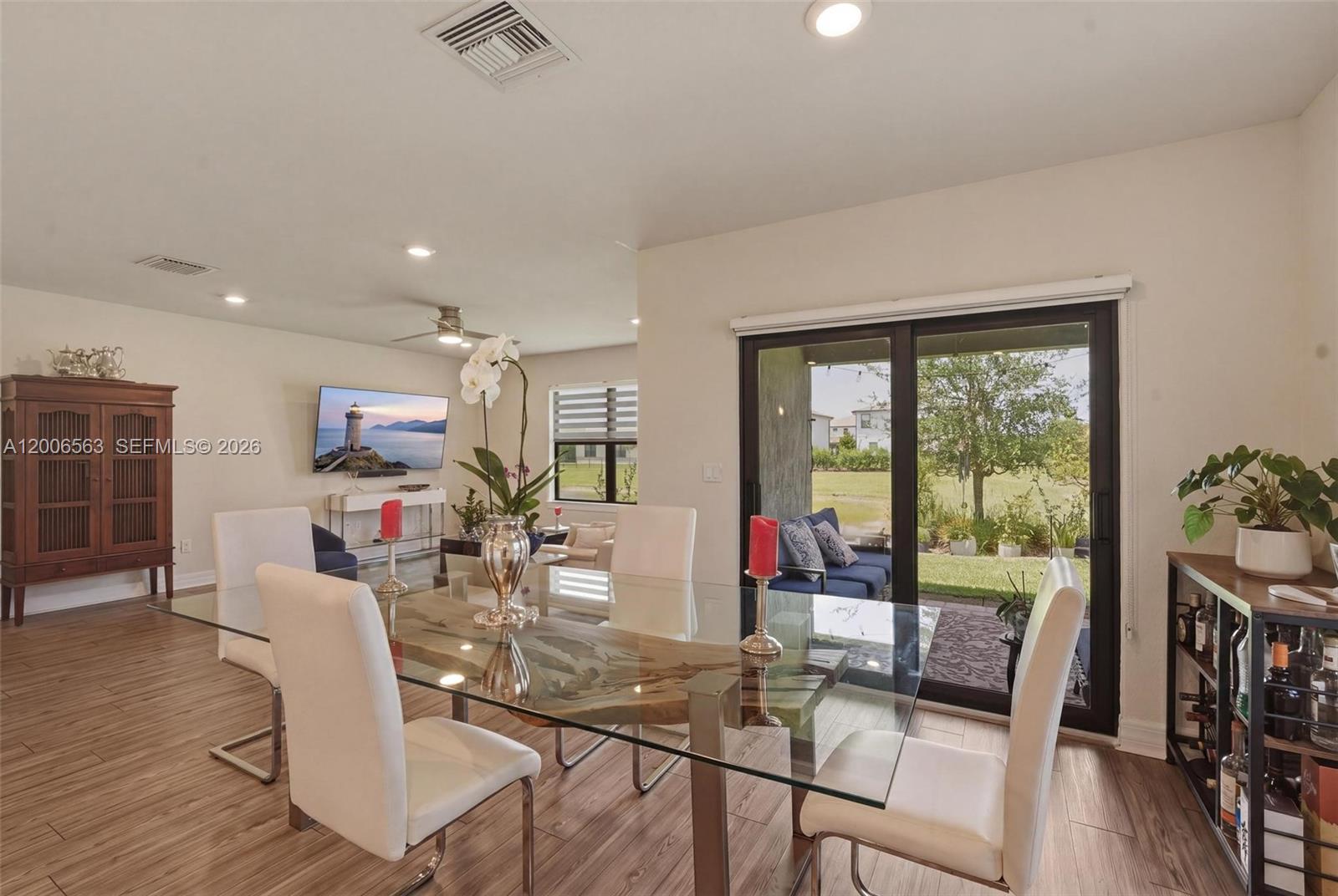 3141 Poinciana St, Lauderdale Lakes FL 33311