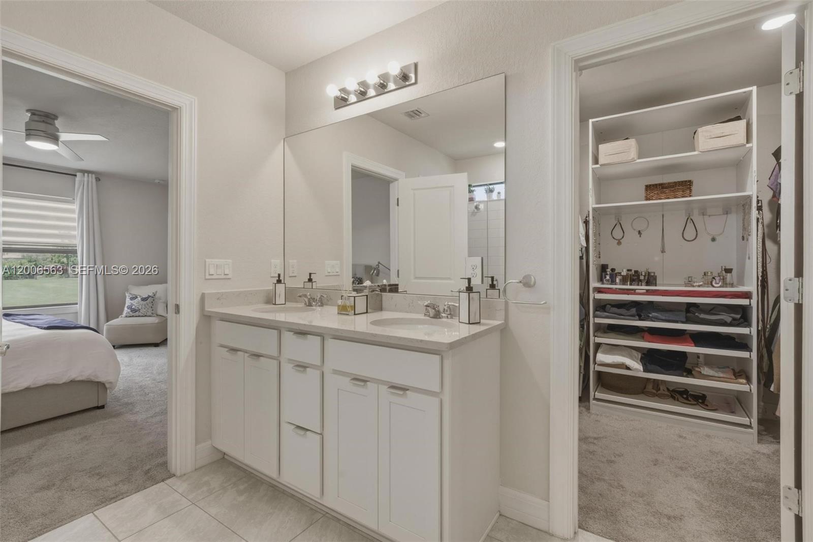 3141 Poinciana St, Lauderdale Lakes FL 33311