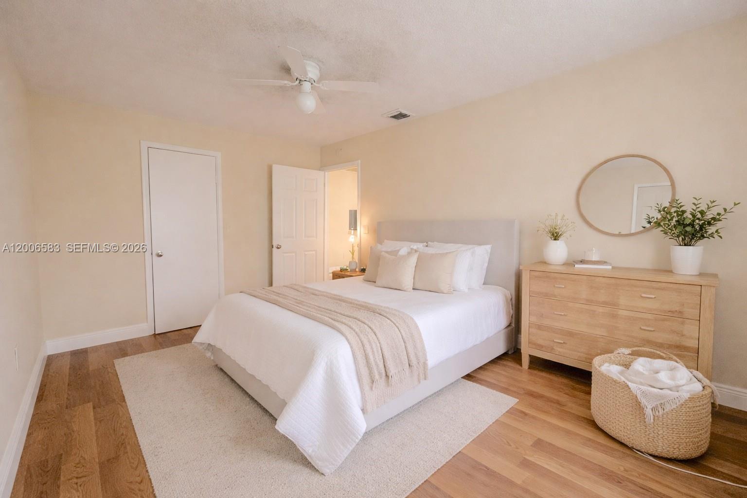 3896 NW 207 St #1, Miami Gardens FL 33055
