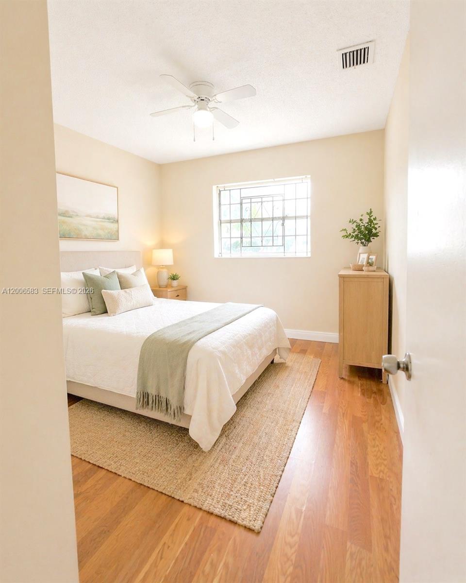 3896 NW 207 St #1, Miami Gardens FL 33055